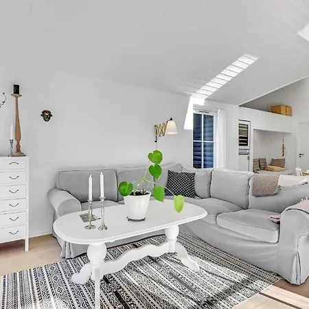 Cozy In With Kitchen Holiday home *